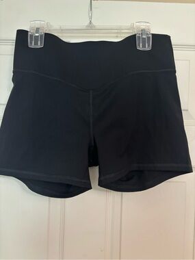 Nwt fabletics High-Waist Black Women's Active Shorts